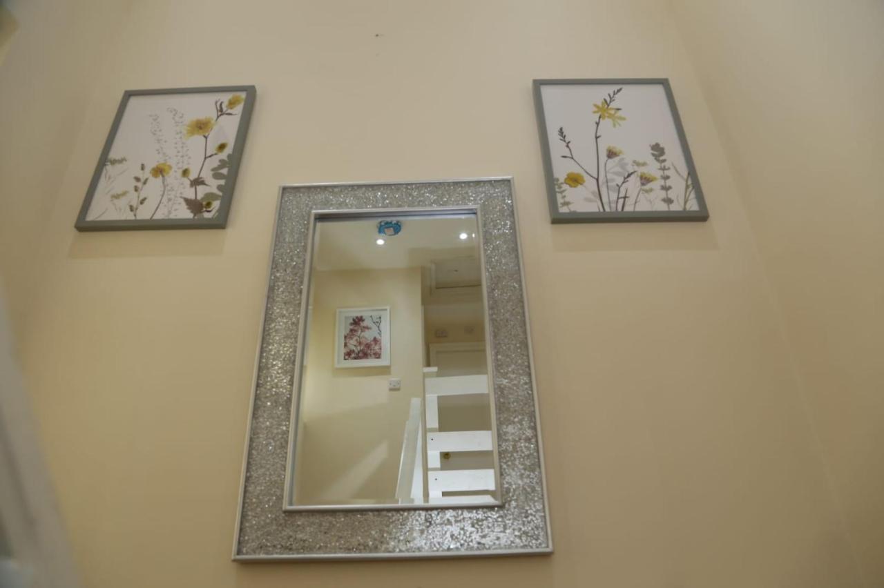 A A Guest Rooms Thamesmead Erith Extérieur photo