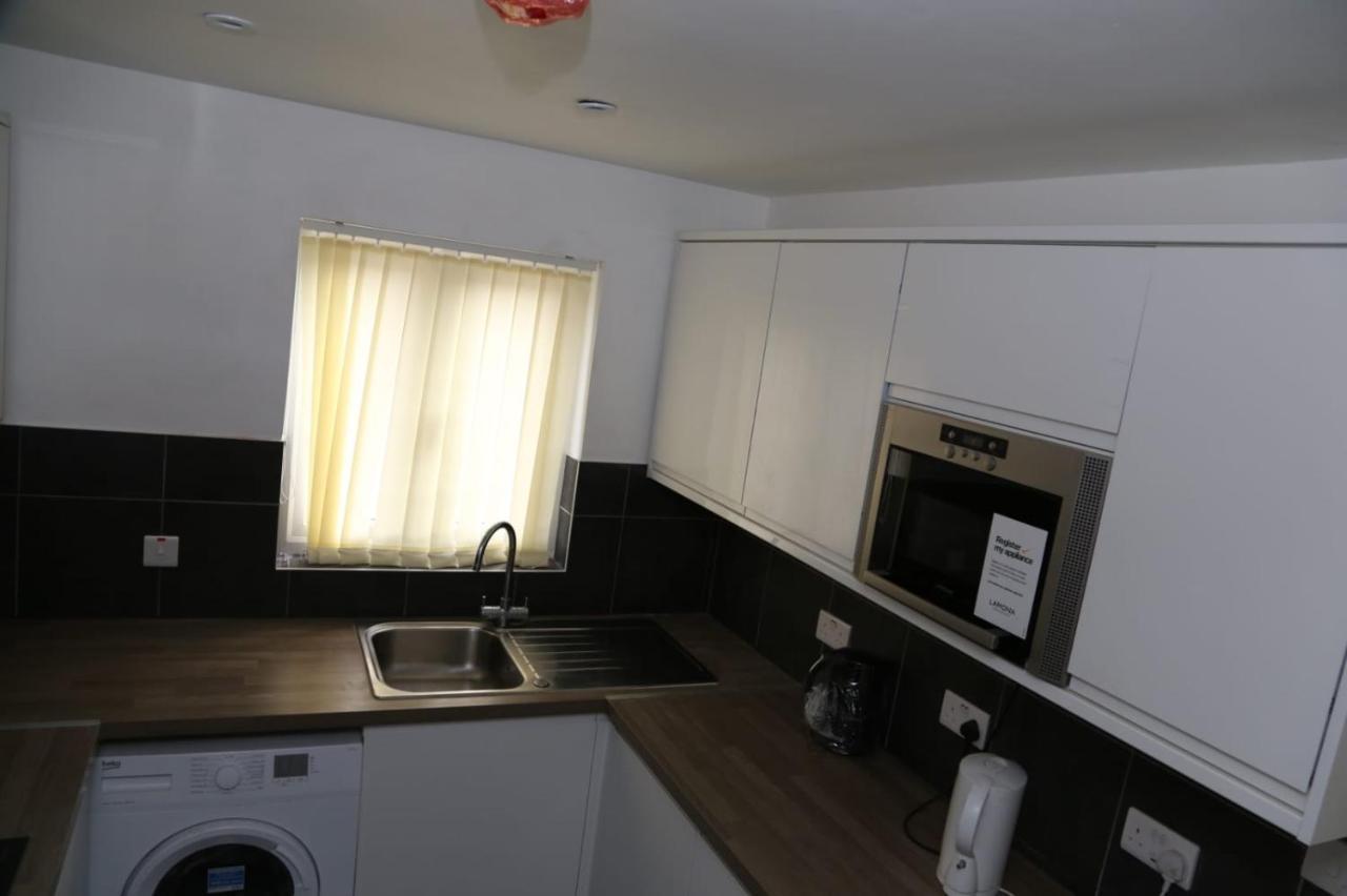 A A Guest Rooms Thamesmead Erith Extérieur photo