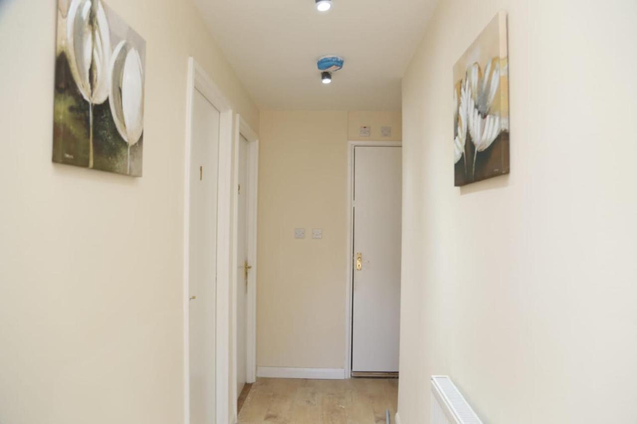 A A Guest Rooms Thamesmead Erith Extérieur photo